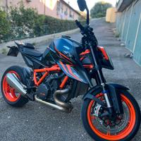 Ktm 1290 super duke r evo