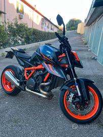 Ktm 1290 super duke r evo