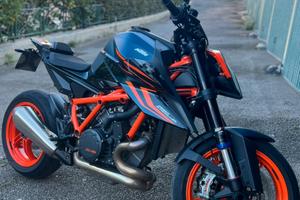 Ktm 1290 super duke r evo