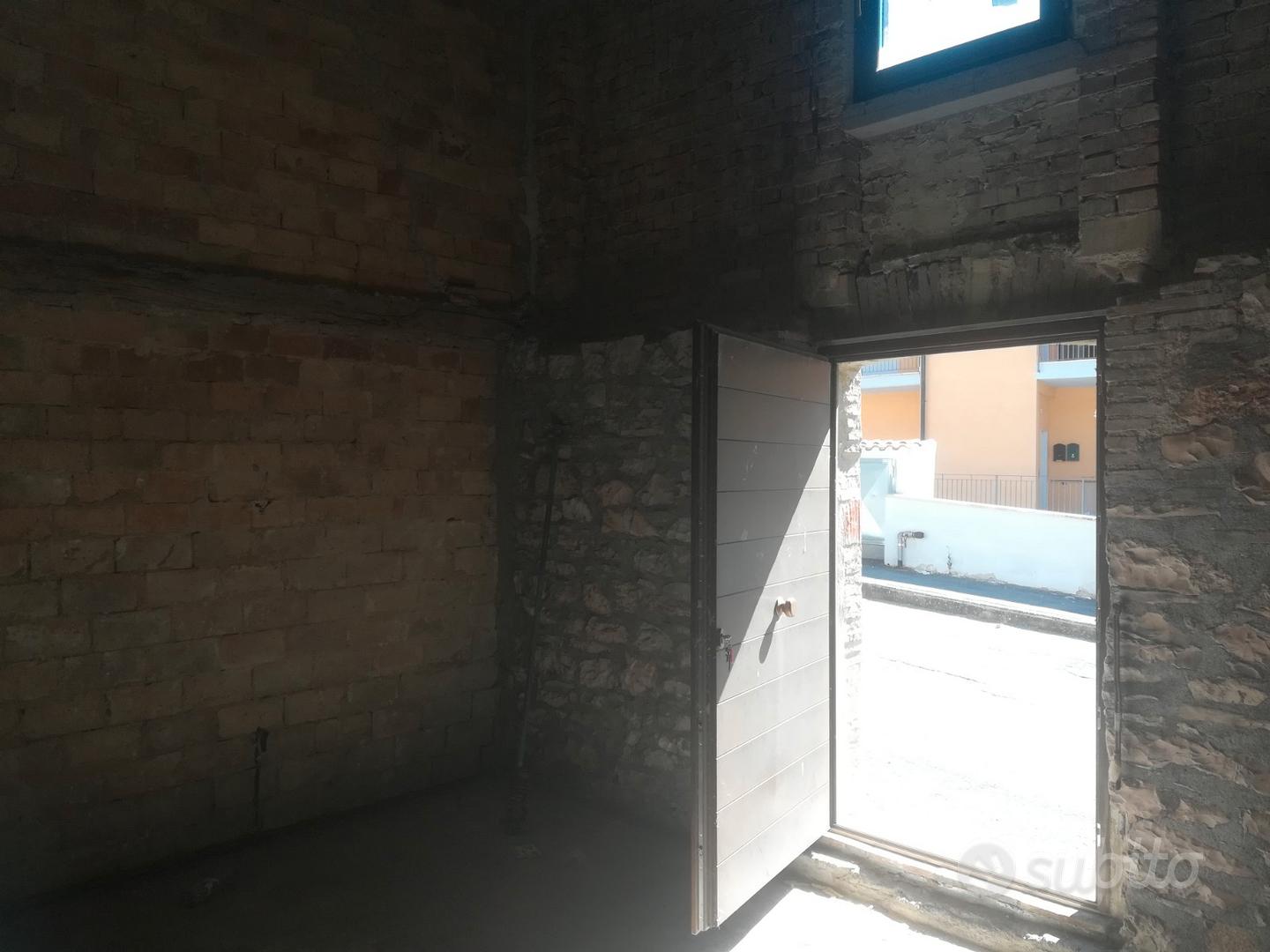 Rustico con orto - Vista 3