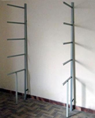 STAFFE IN METALLO PER MENSOLE