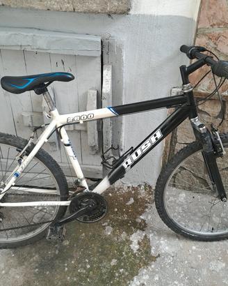 bicicletta MB FUNZIONANTE  misura 26
