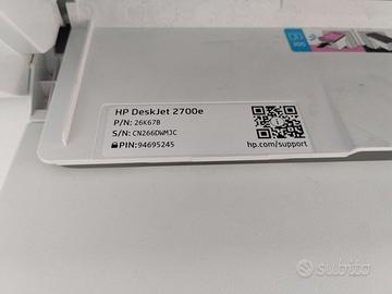 Stampante HP DeskJet 2700e