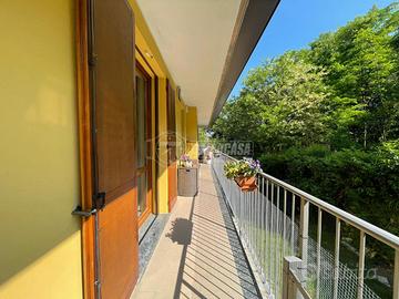 BILOCALE AL PIANO TERRENO, CON TERRAZZINO E BOX
