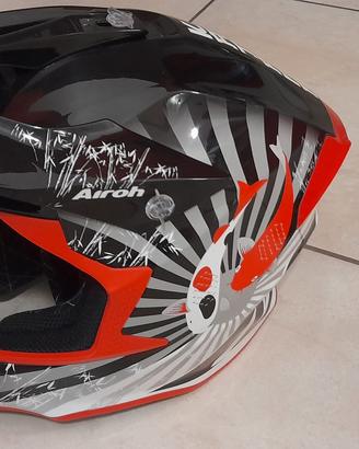 casco x moto AIROH