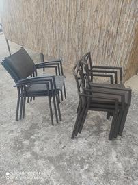 Tavolo e sedie da esterno