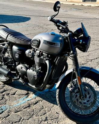 Triumph Bonneville t 120 black