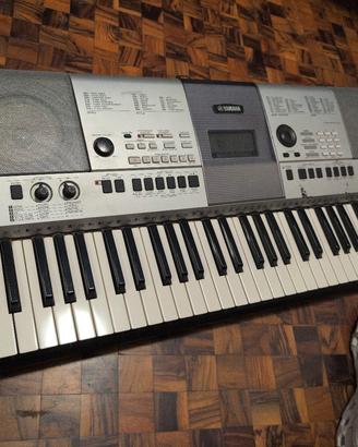 tastiera Yamaha psr413
