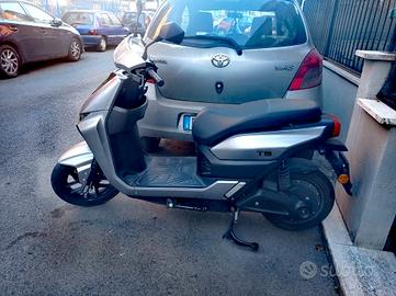 Scooter elettrico 