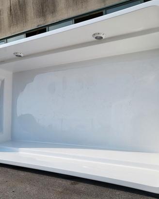 Piscina in vetroresina m. 10,3 x m. 3,65 h. 150 cm