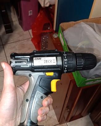 CMI Trapano avvitatore a batteria 12V con batteria