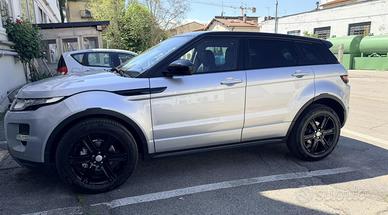 Evoque 2200 190cv
