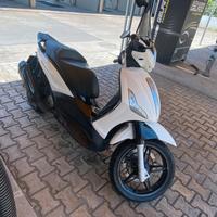 Ricambi Beverly 125/300