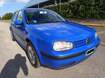 VW Golf 4 2001 benzina