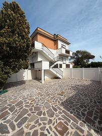 Attico ristrutturato (Anzio) Lavinio mare
