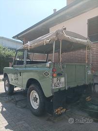 Land Rover 88 Series 3 