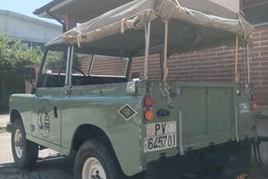Land Rover 88 Series 3 