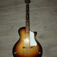 Chitarra semiacustica vibtage Ferrarotti
