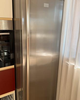 Frigorifero AEG grande 350  litri