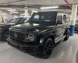 Mercedes G63 4000cc V8 biturbo