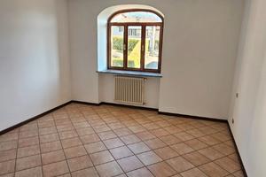 Trilocale ampio ad ALBAVILLA