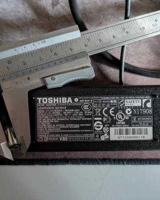 caricatore PC Toshiba