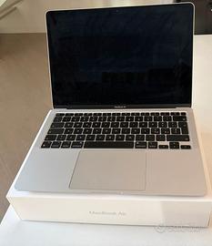 MACBOOK AIR