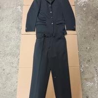 Completo giacca + pantaloni.