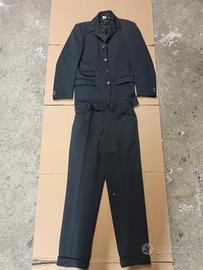 Completo giacca + pantaloni.