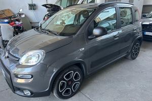 Fiat Panda 1.0 FireFly S&S Hybrid City Cross