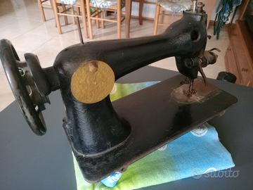 Macchina da cucire 