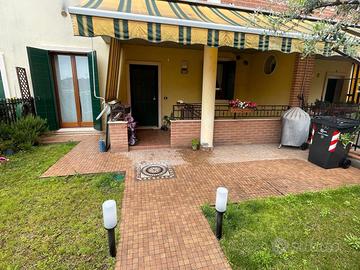 Oppeano centro: trilocale con giardino