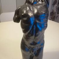 STATUA di DESAIN - TORSO NUDO DI UOMO