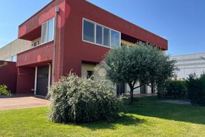 CAPANNONE A BOVOLONE