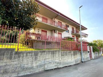 Appartamento di 75 m² con 4 locali e box auto dopp