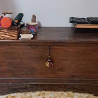 Cassapanca antica in legno