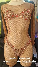 tuta Swarovski 