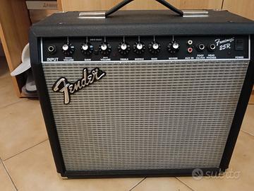 Amplificatore chitarra Fender Frontman da riparare