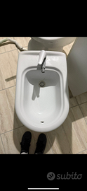 bidet con rubinetto