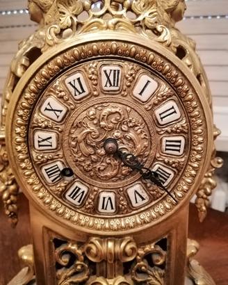 Orologio da tavolo in stile barocco 
