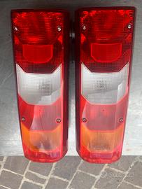Fanali posteriori Mercedes Actros