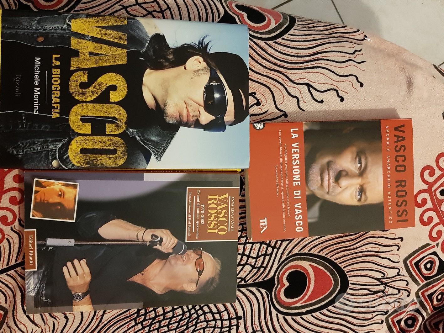 Vasco Rossi tre libri e due cd - Musica e Film In vendita a Roma