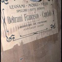 Comò con specchiera primi 900