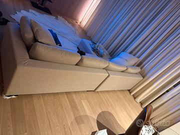 Divano letto  modulare nuovo appena comprato