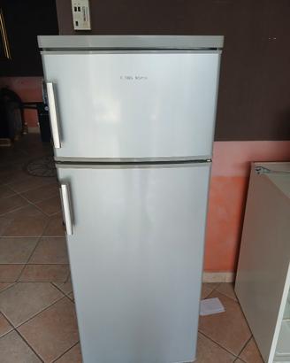 frigorifero grigio  kendo