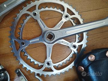 Componenti bici da corsa Campagnolo S.R.