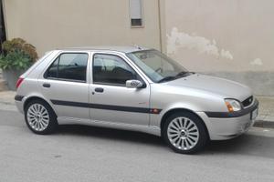 Fiesta Zetec 16V - S