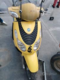 Piaggio Carnaby 