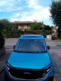 FORD TOURNEO