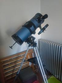 telescopio con cavalletto 
